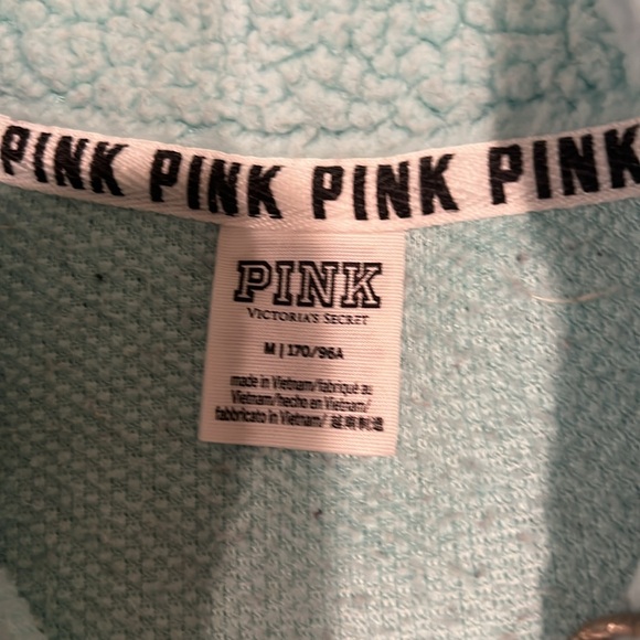 Victoria secret fleece - Picture 2 of 6